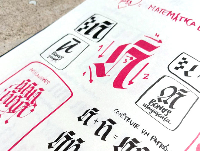 Set printed by Kikuyo from Carolina Iturralde's work : Matemática De Las Letras + Entropía